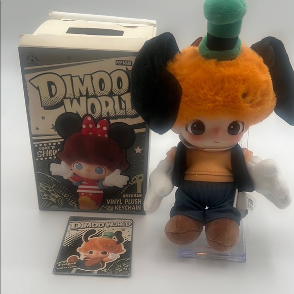 BNWT - POP MART DISNEY DIMOO WORLD X DISNEY - GOOFY - Picture 1 of 5